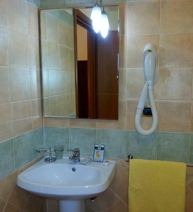 Hotel Eliseo Fiuggi Εξωτερικό φωτογραφία