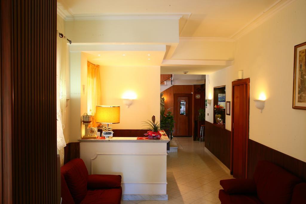 Hotel Eliseo Fiuggi Εξωτερικό φωτογραφία