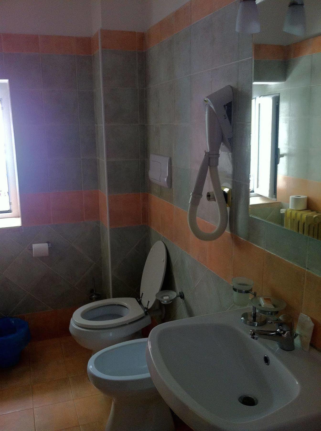 Hotel Eliseo Fiuggi Εξωτερικό φωτογραφία
