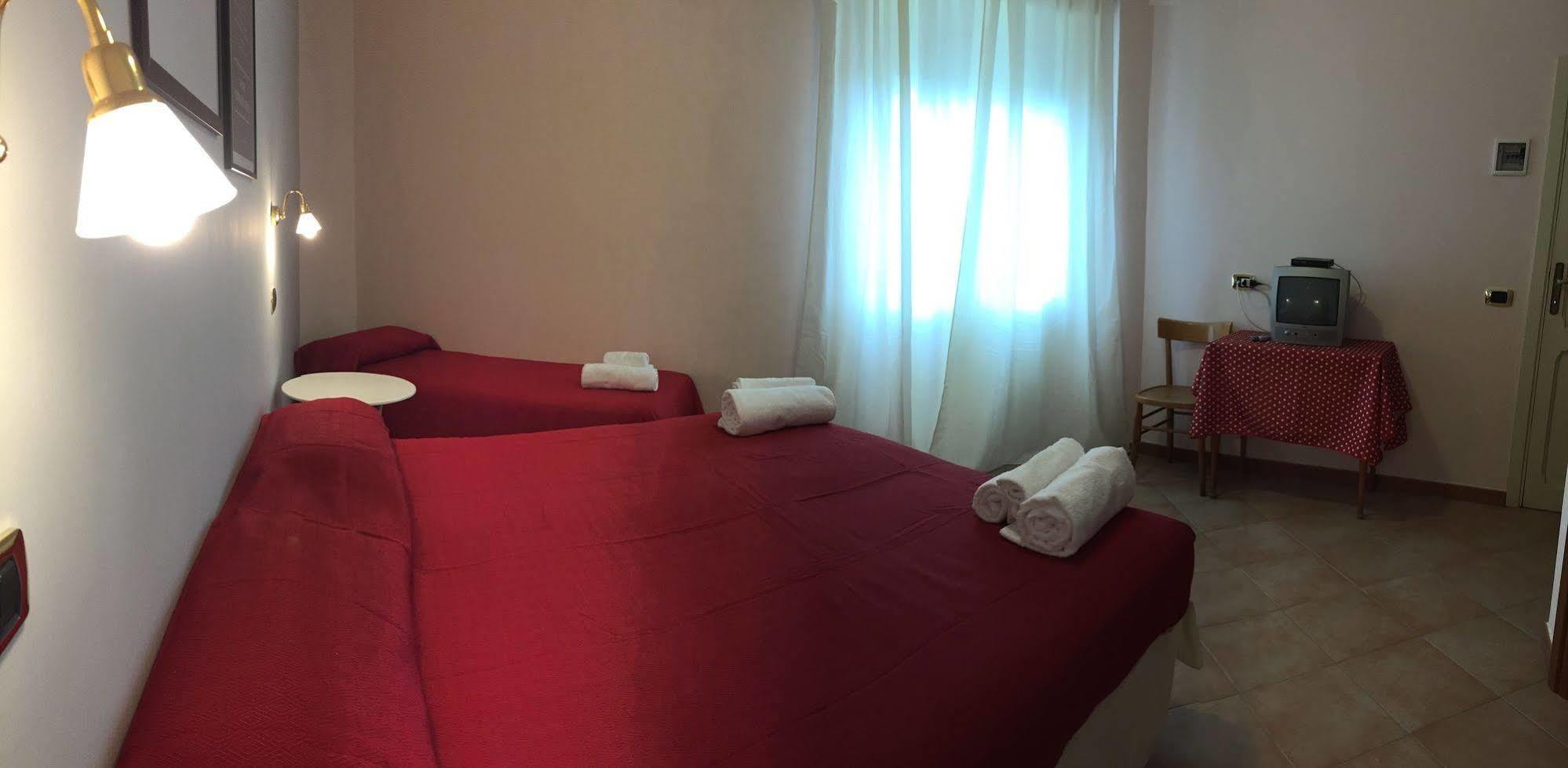 Hotel Eliseo Fiuggi Εξωτερικό φωτογραφία